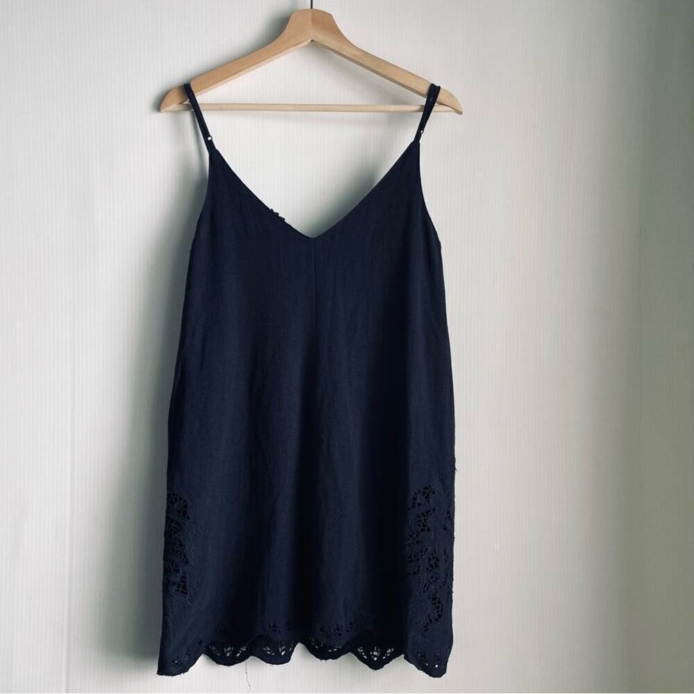 ASTR the label NWT blue lace detail strappy mini dress navy blue sz small - Picture 7 of 9